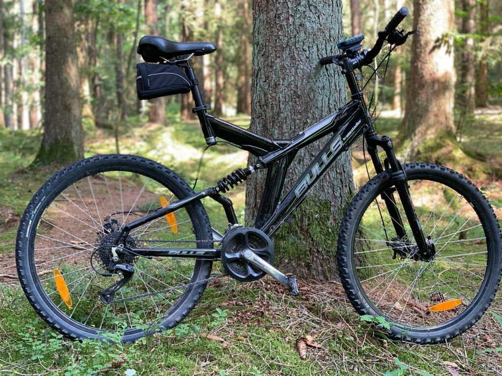 Full Suspension Mountain Bike